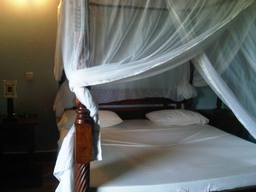 Giraffe House Bed & Breakfast Malindi Bilik gambar
