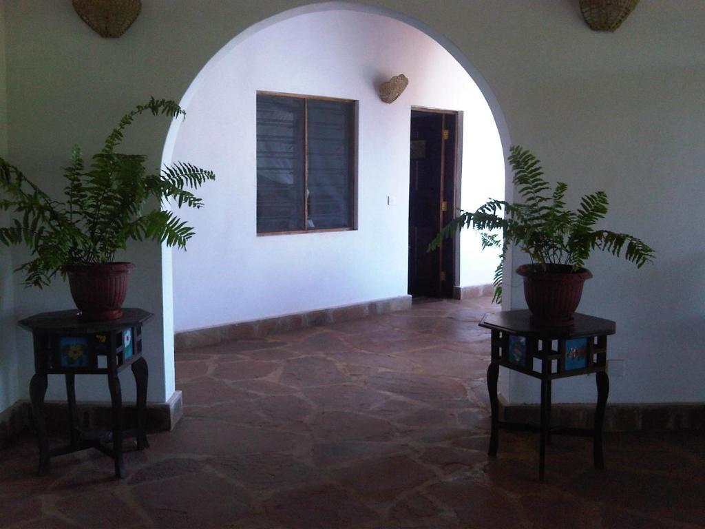 Giraffe House Bed & Breakfast Malindi Luaran gambar