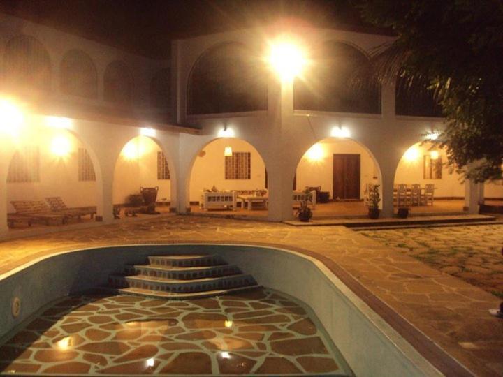 Giraffe House Bed & Breakfast Malindi Luaran gambar